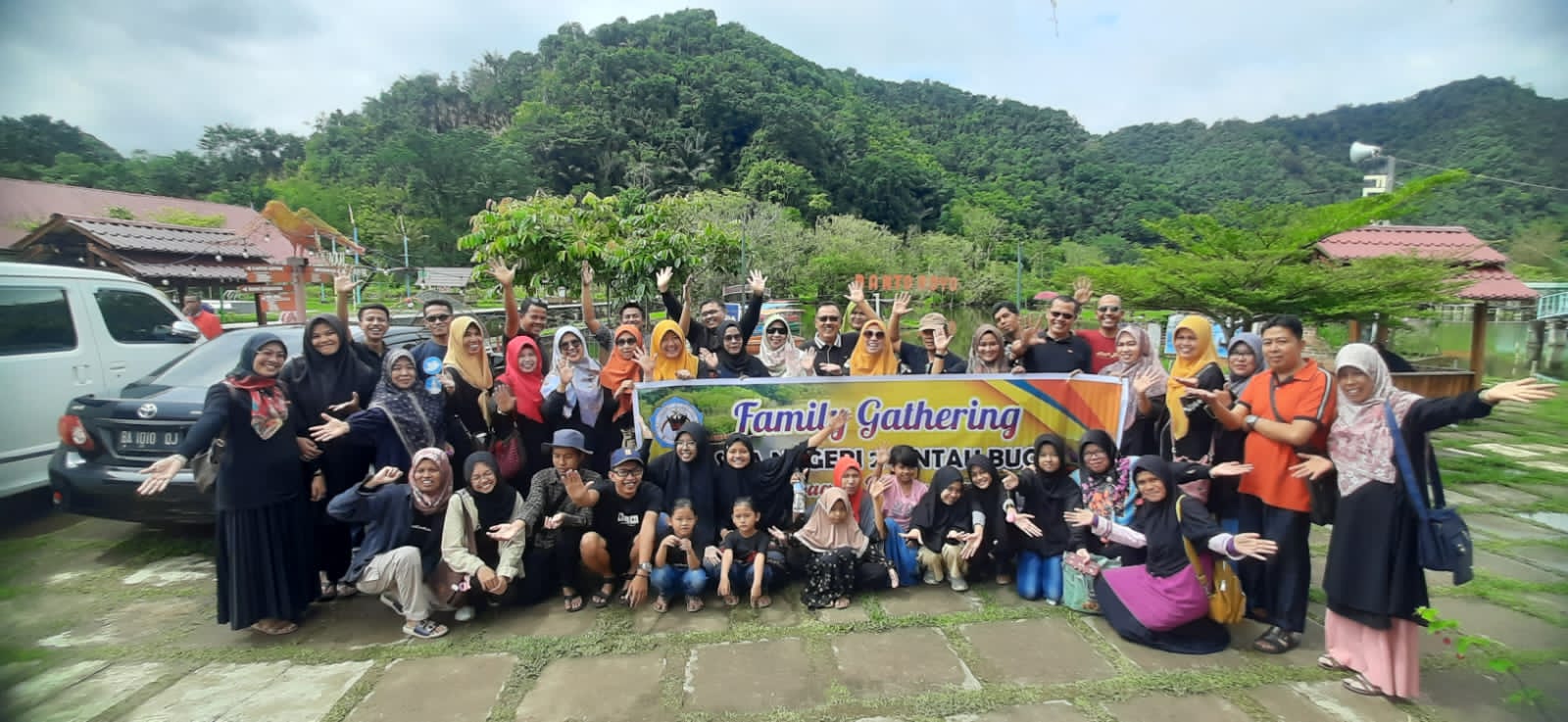 Family Gathering SMA Negeri 2 Lintau Buo Road To Banto Royo